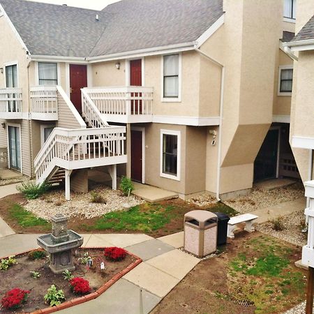 Affordable Suites Of America Grand Rapids Kentwood Exterior photo