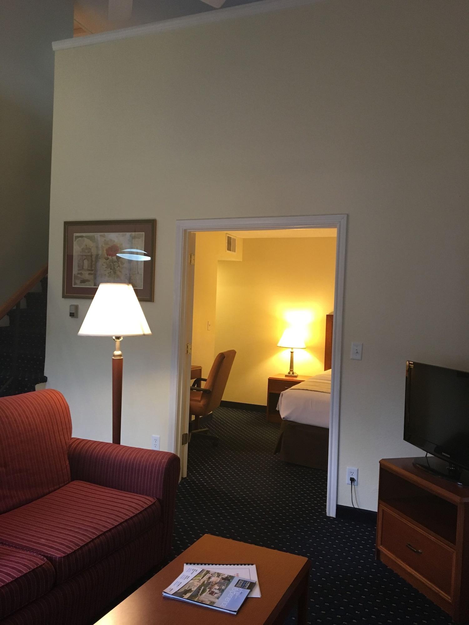 Affordable Suites Of America Grand Rapids Kentwood Exterior photo