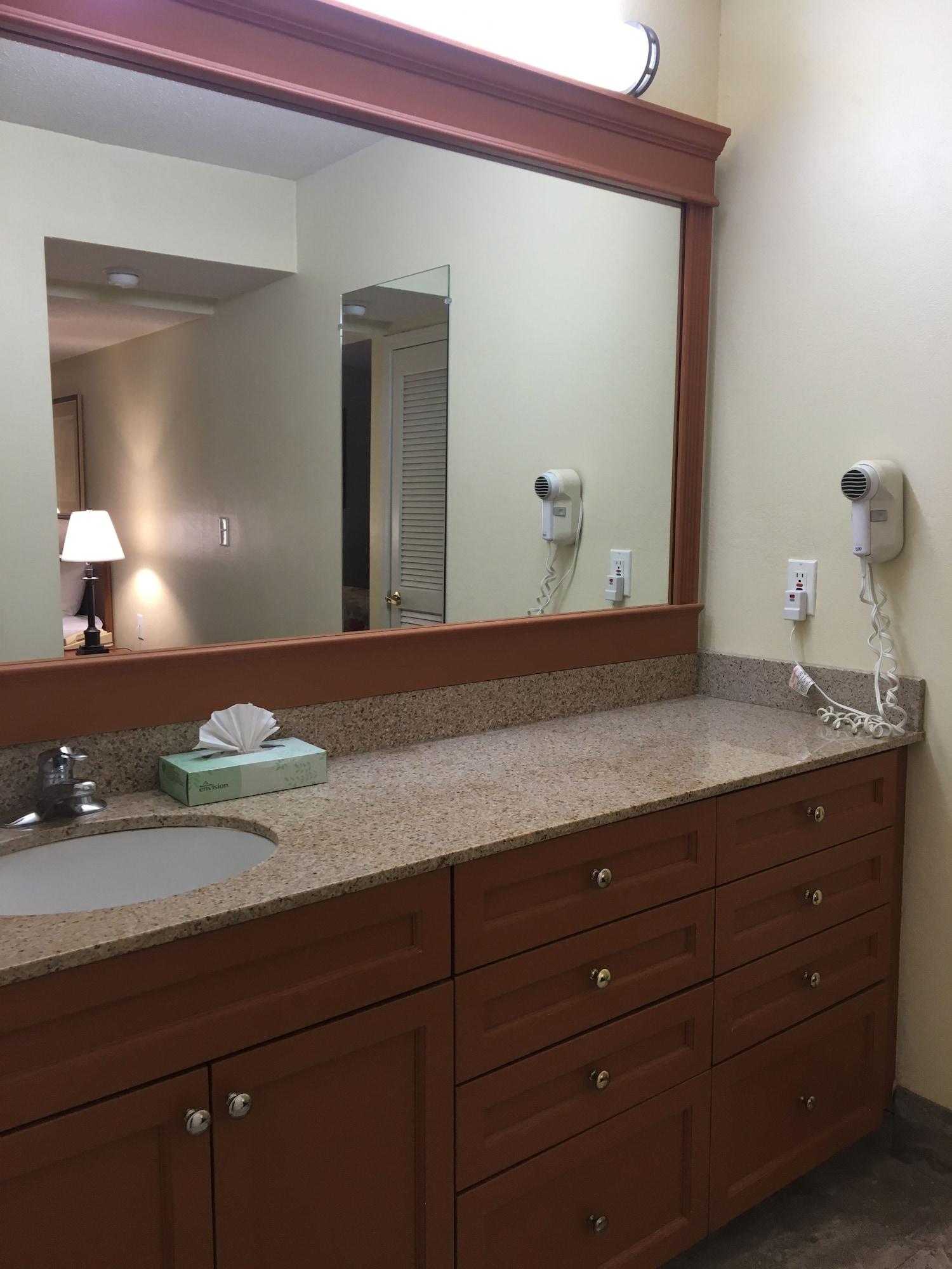 Affordable Suites Of America Grand Rapids Kentwood Exterior photo